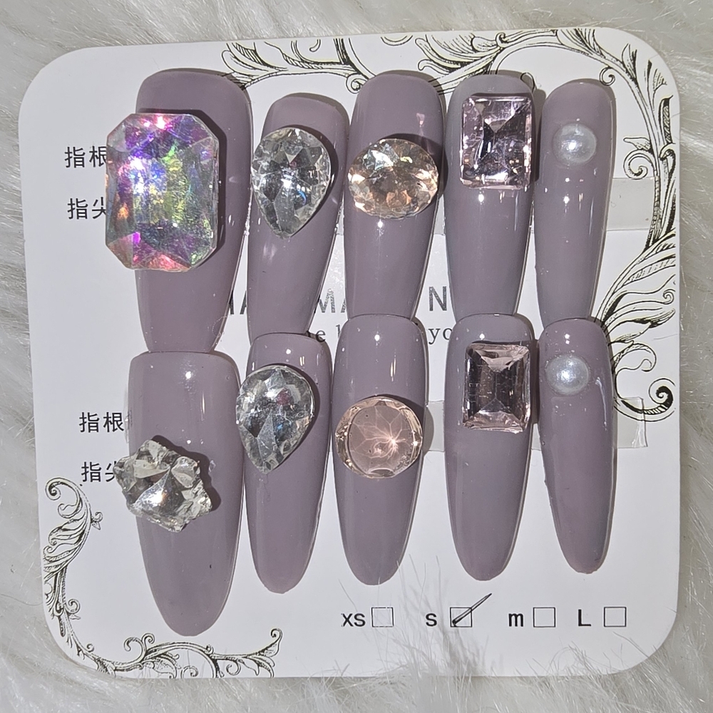 Elegant Lavender Press-On Nails with Gem Accents